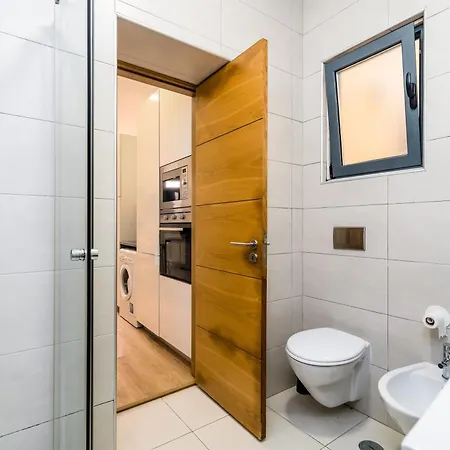 Go Native - Vip Apartment *